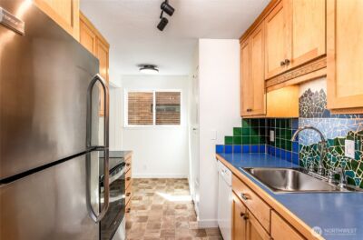 3424 25th Avenue W #201, Seattle, WA 98199 - Photo 9