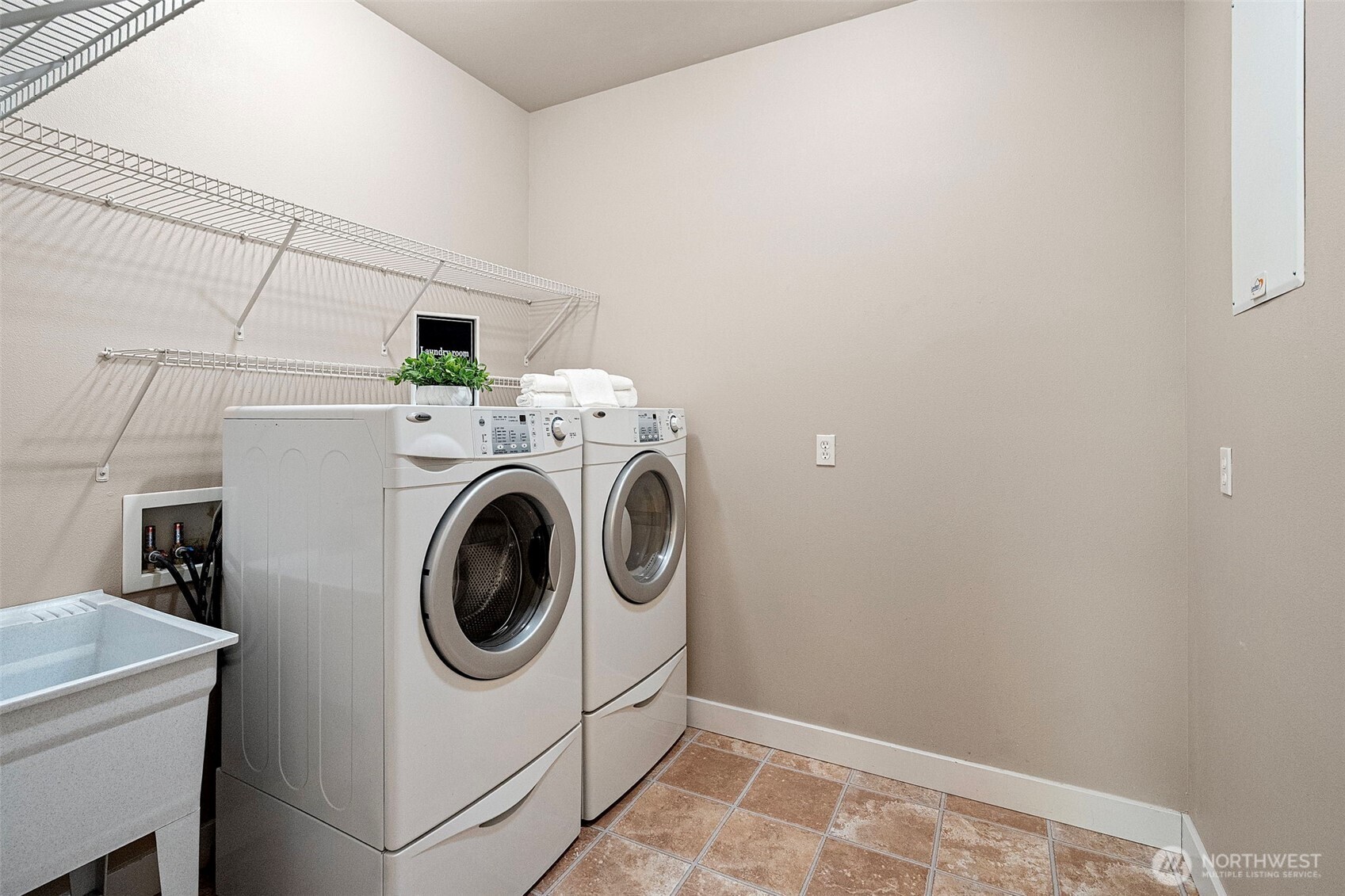 15325 Peacock Hill Avenue NW, Gig Harbor, WA 98332