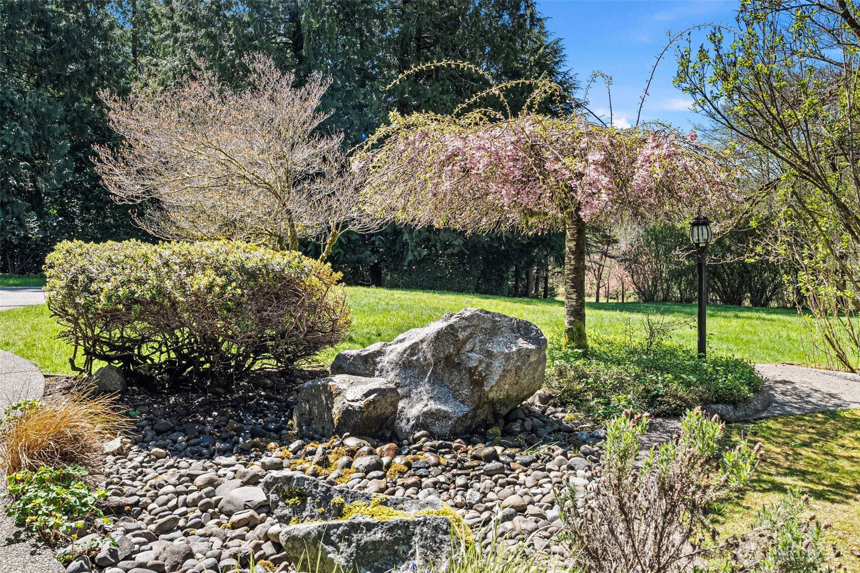 15325 Peacock Hill Avenue NW, Gig Harbor, WA 98332