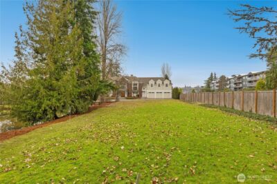 2540 39th Avenue E #5, Seattle, WA 98112 - Photo 2