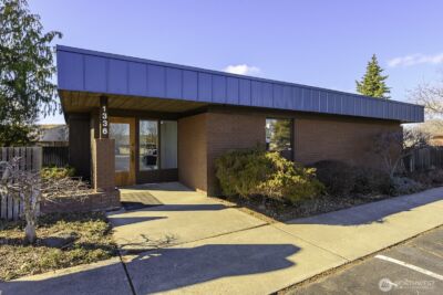 1336 E Hunter Place , Moses Lake, WA 98837 - Photo 2
