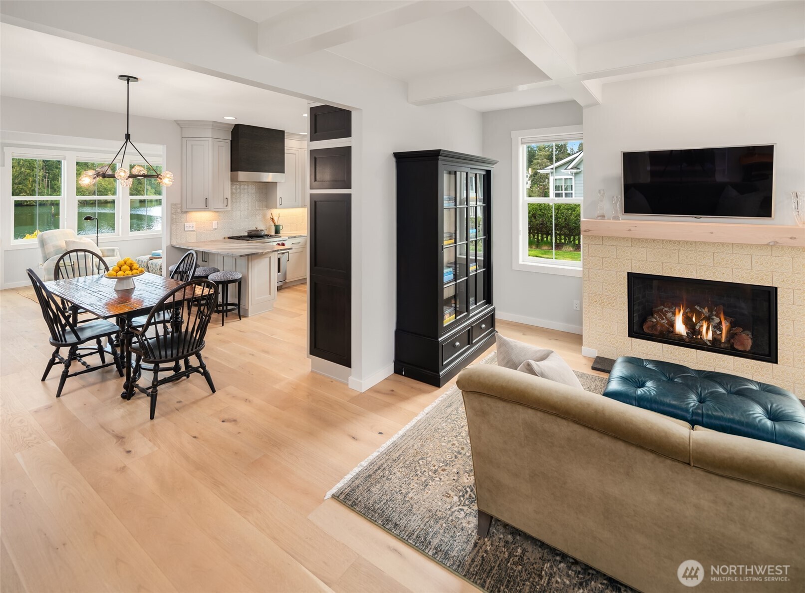 220 Anchor Lane , Port Ludlow, WA 98365