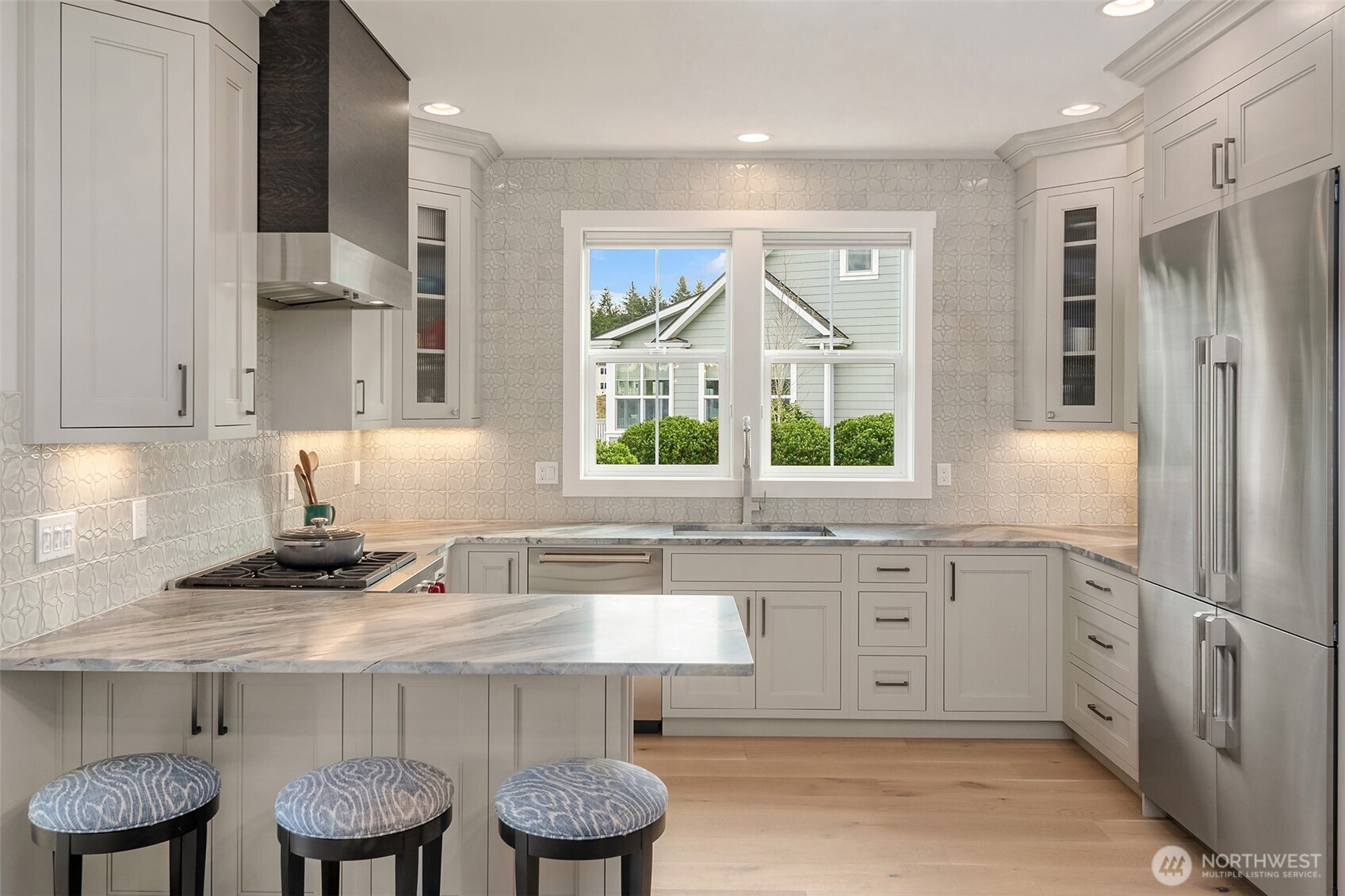 220 Anchor Lane , Port Ludlow, WA 98365