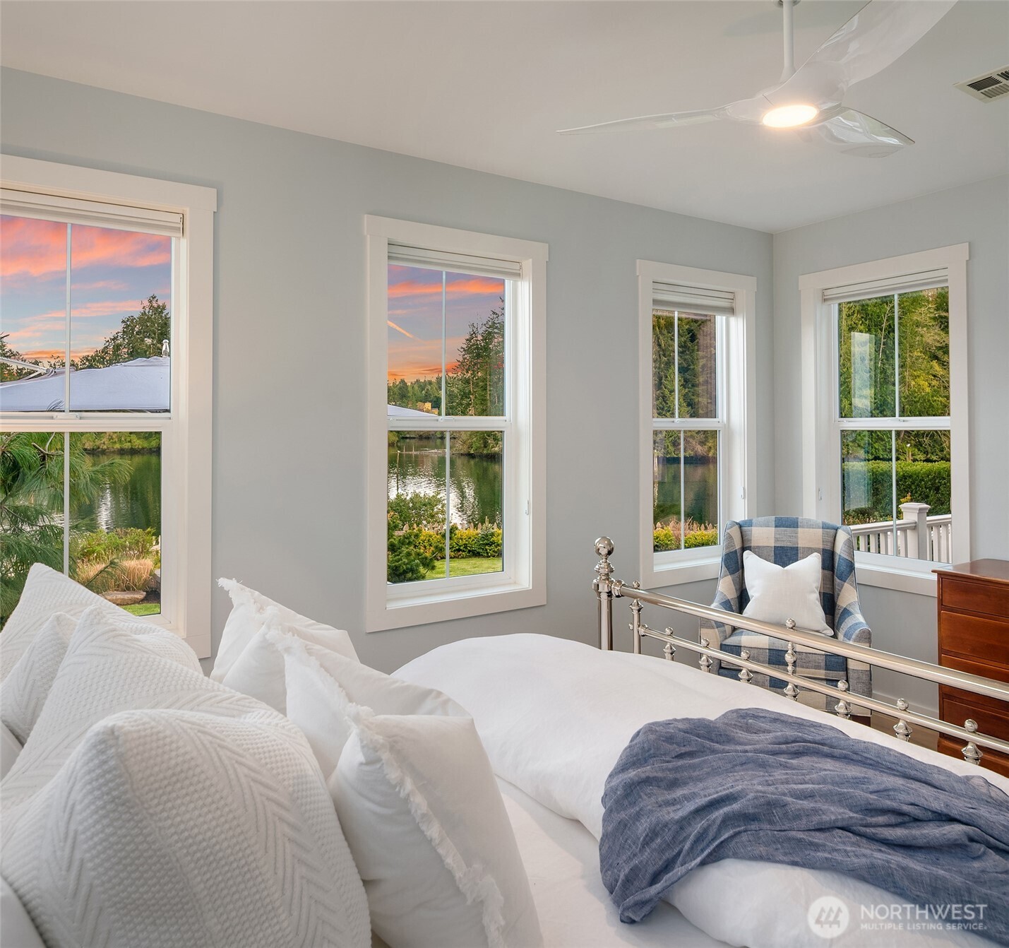 220 Anchor Lane , Port Ludlow, WA 98365