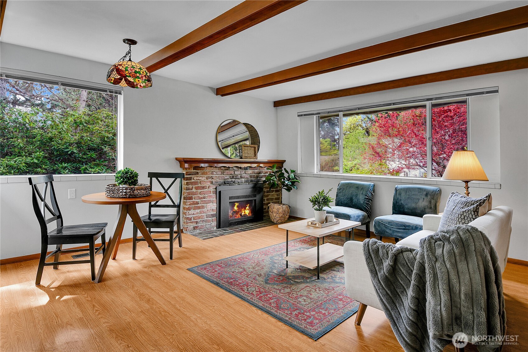 19220 46th Avenue NE, Lake Forest Park, WA 98155