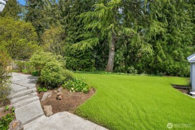 19220 46th Avenue NE, Lake Forest Park, WA 98155 - Photo 17