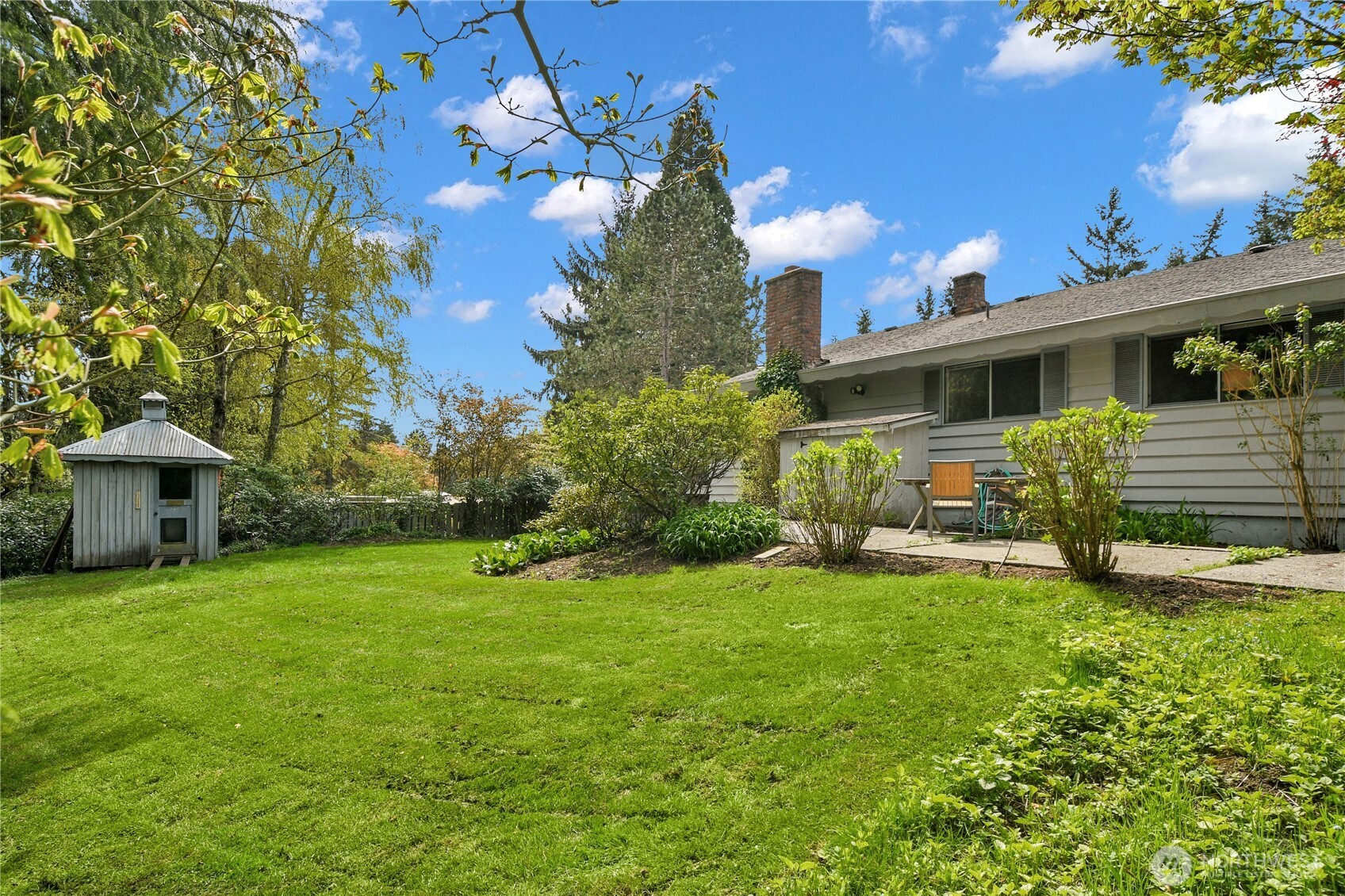 19220 46th Avenue NE, Lake Forest Park, WA 98155