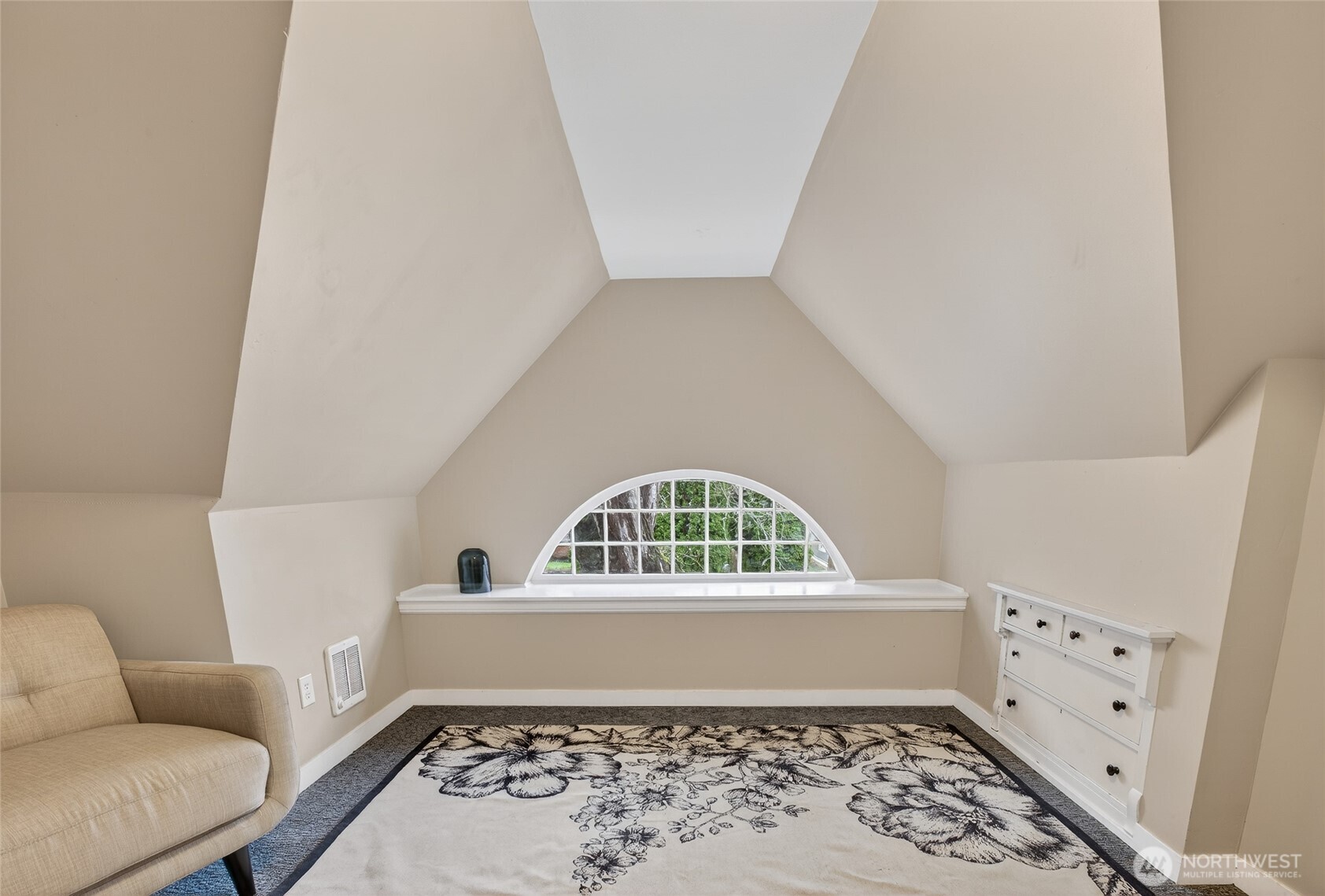 1800 J Street , Bellingham, WA 98225