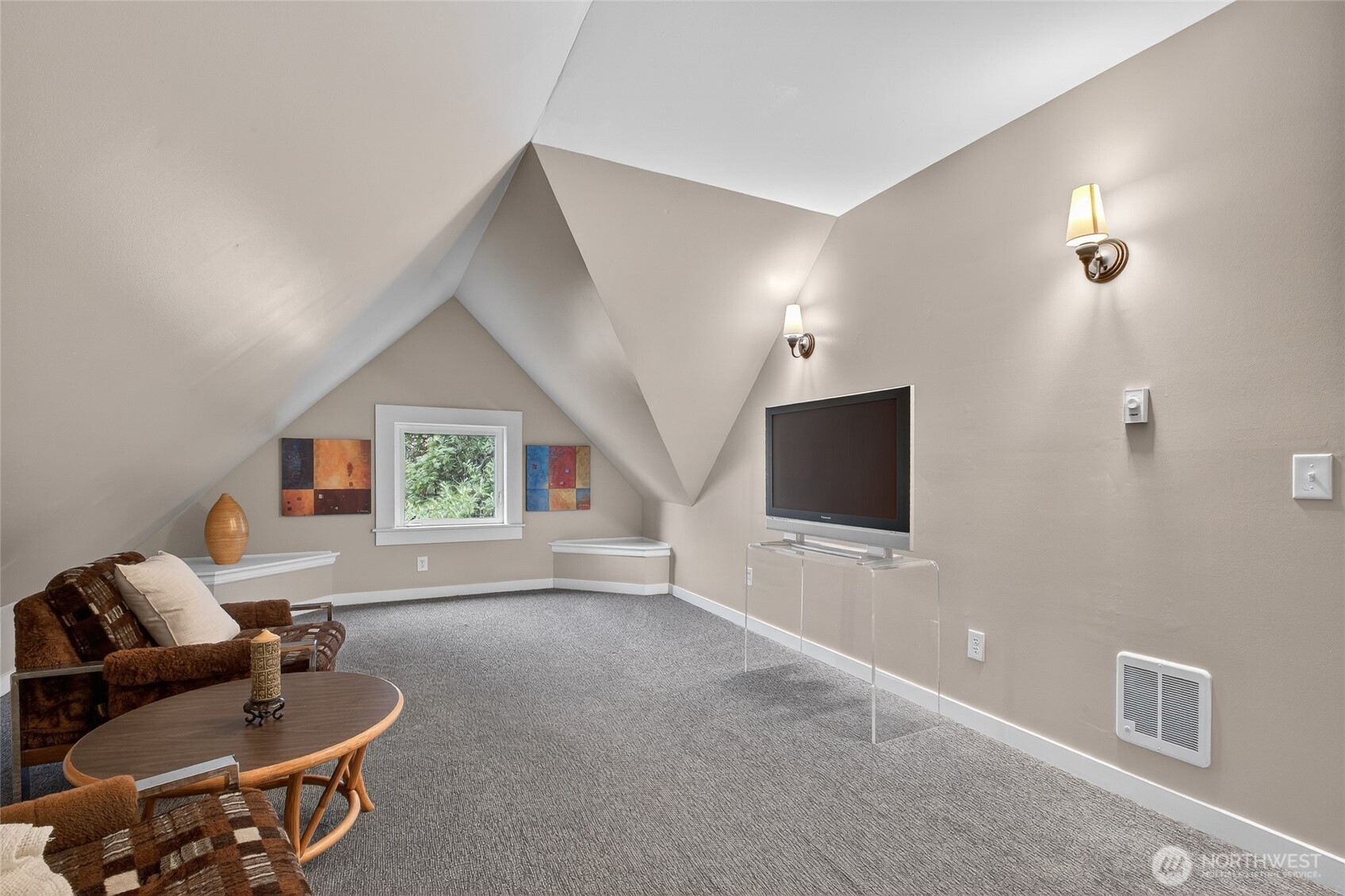 1800 J Street , Bellingham, WA 98225
