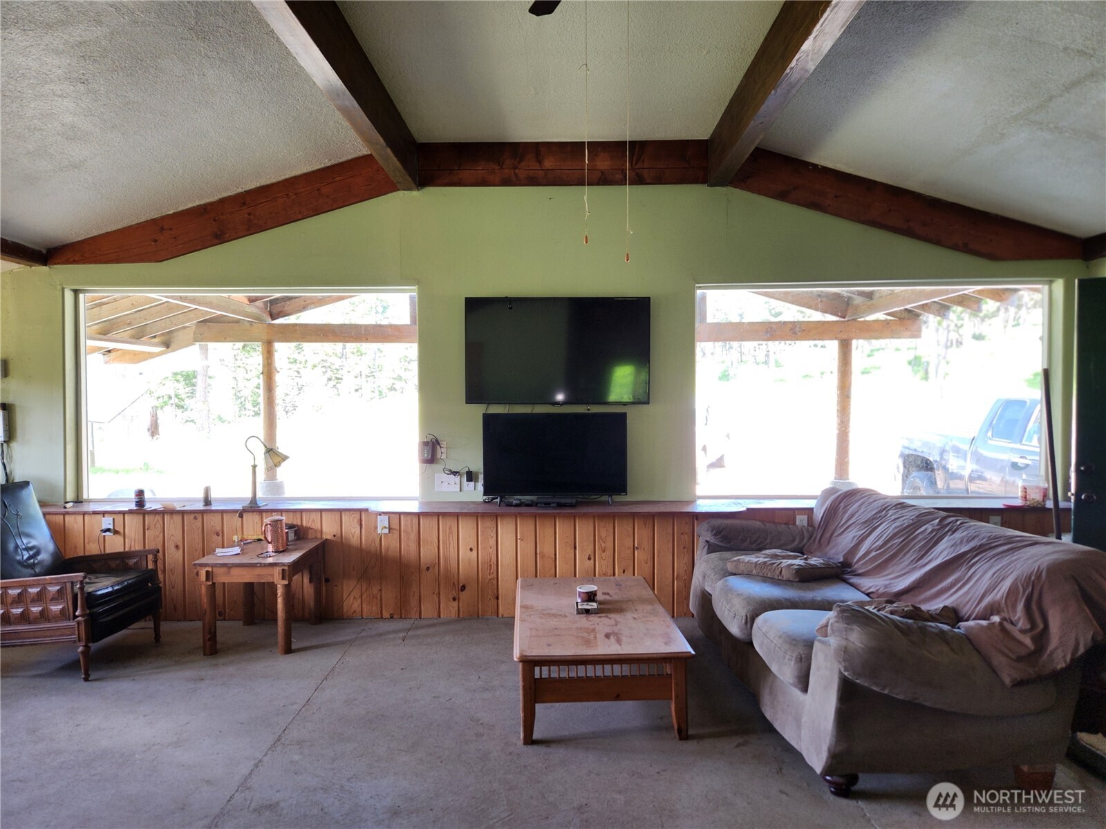 363 Sheridan Road , Republic, WA 99166