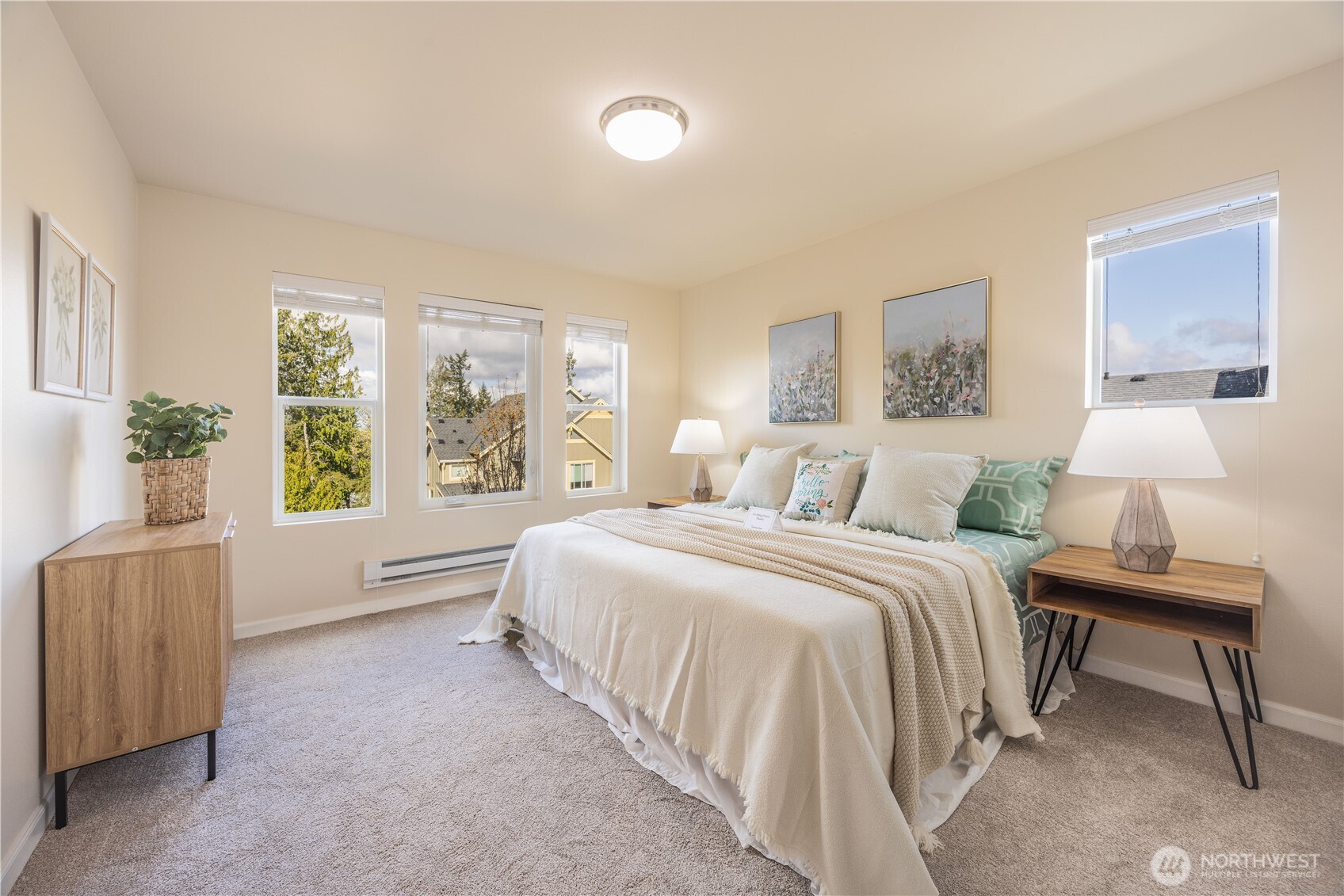 2381 25th Avenue NE, Issaquah, WA 98029