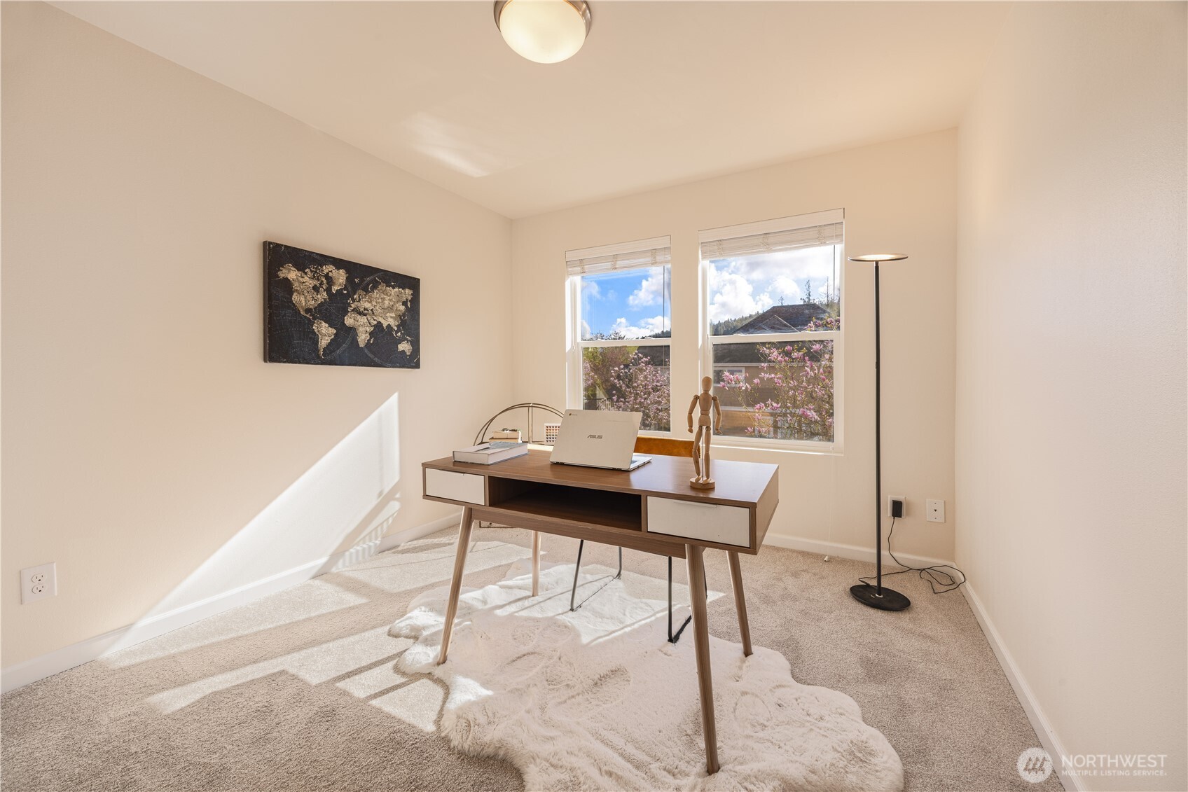 2381 25th Avenue NE, Issaquah, WA 98029
