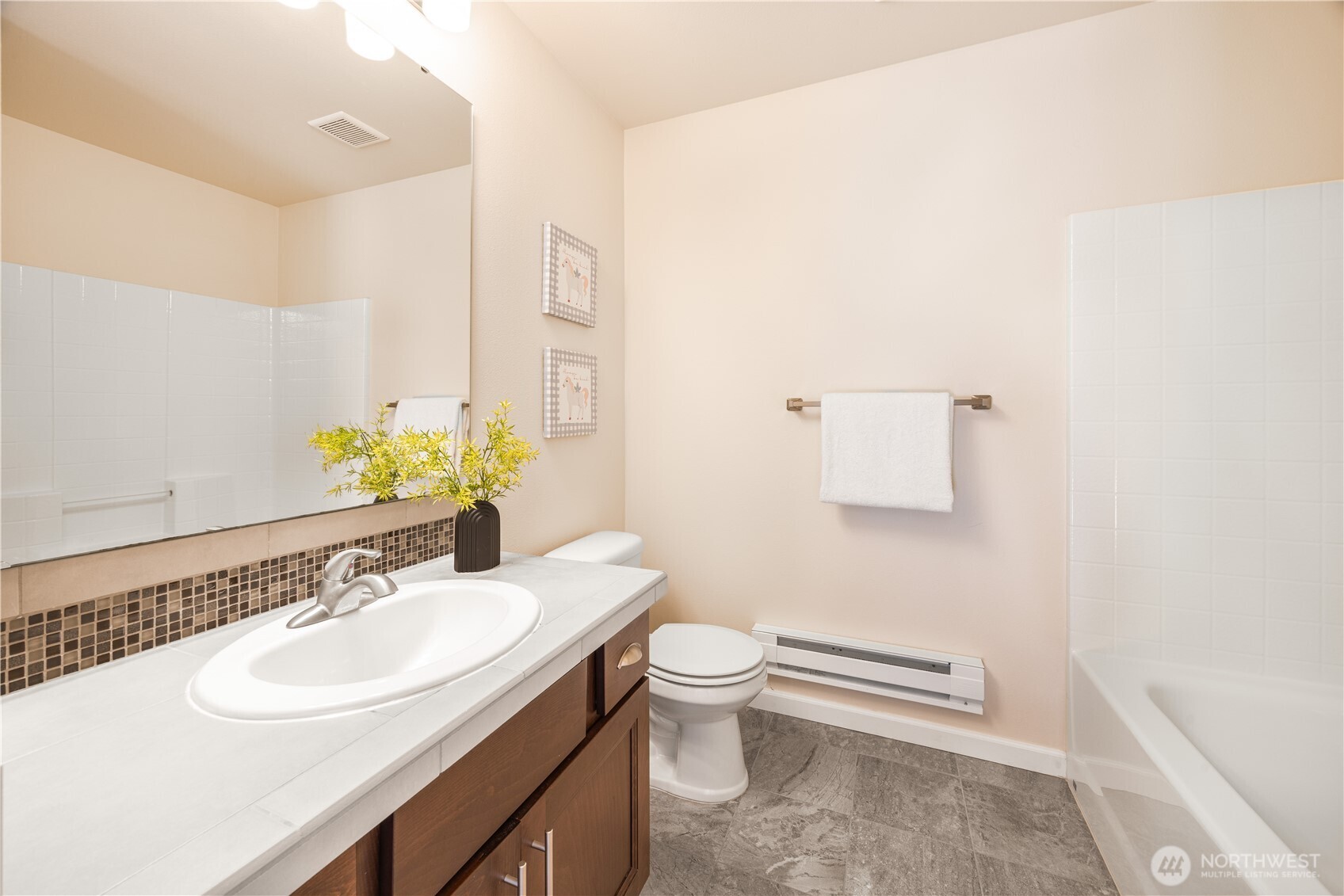 2381 25th Avenue NE, Issaquah, WA 98029