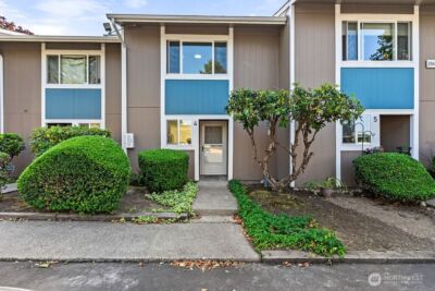 25416 106th Avenue NW #D4, Kent, WA 98030 - Photo 1