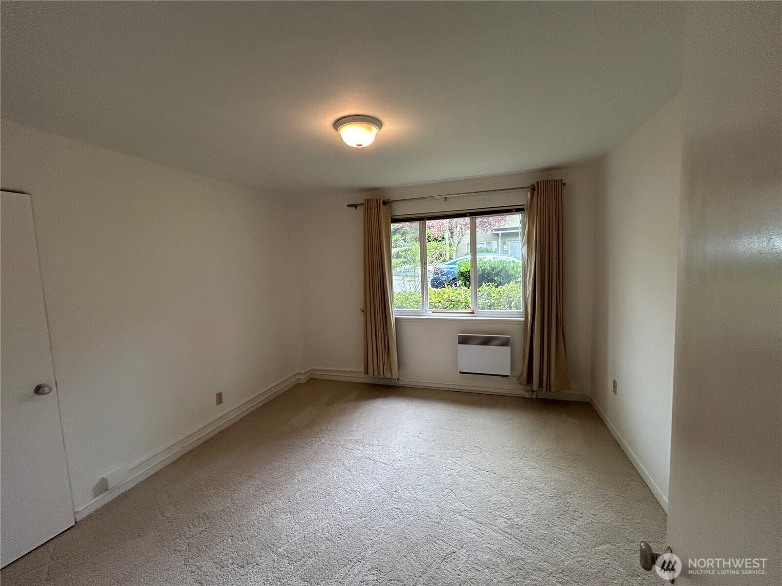 4717 Terrace Drive NE #4717, Seattle, WA 98105