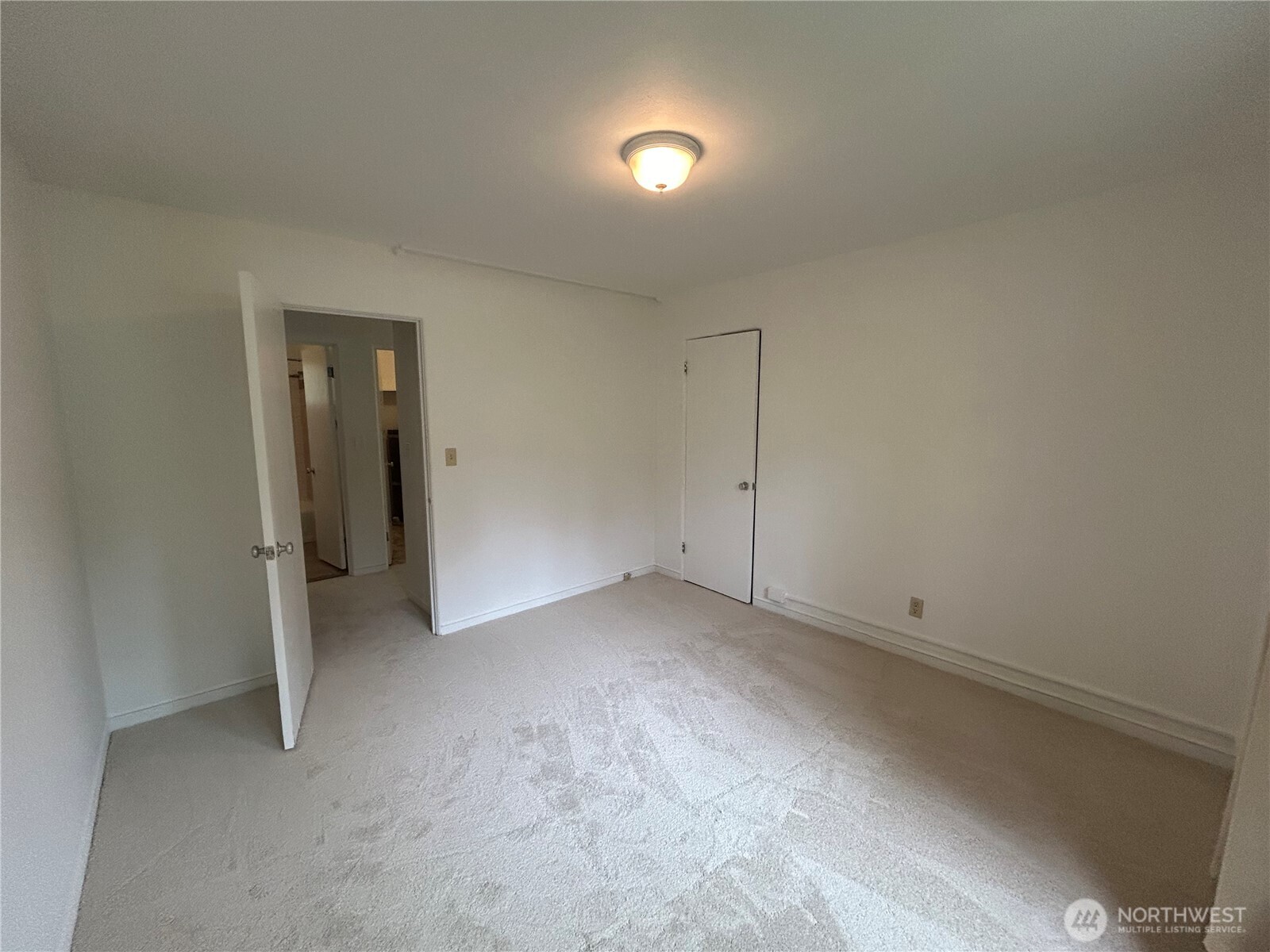 4717 Terrace Drive NE #4717, Seattle, WA 98105