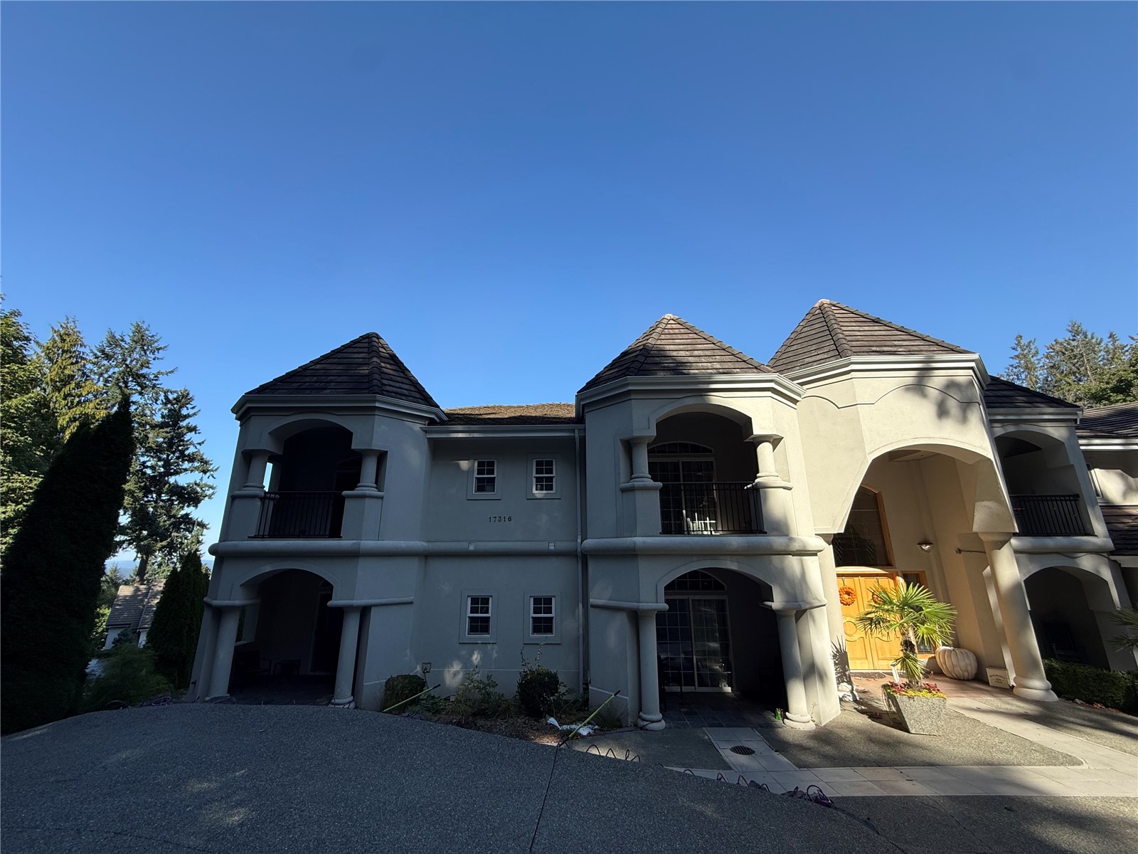 17316 SE 60th Street #B, Bellevue, WA 98006