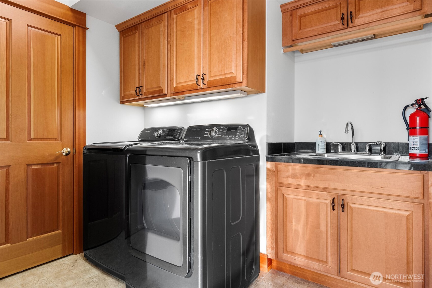 382 E Bergeson Road , Shelton, WA 98584