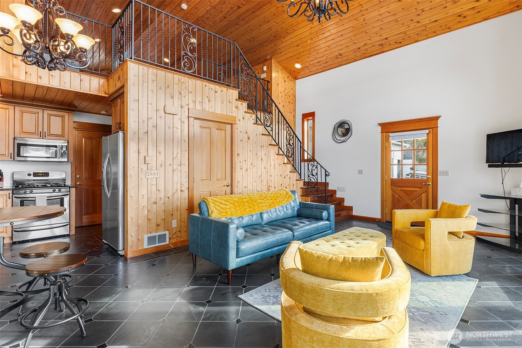 382 E Bergeson Road , Shelton, WA 98584