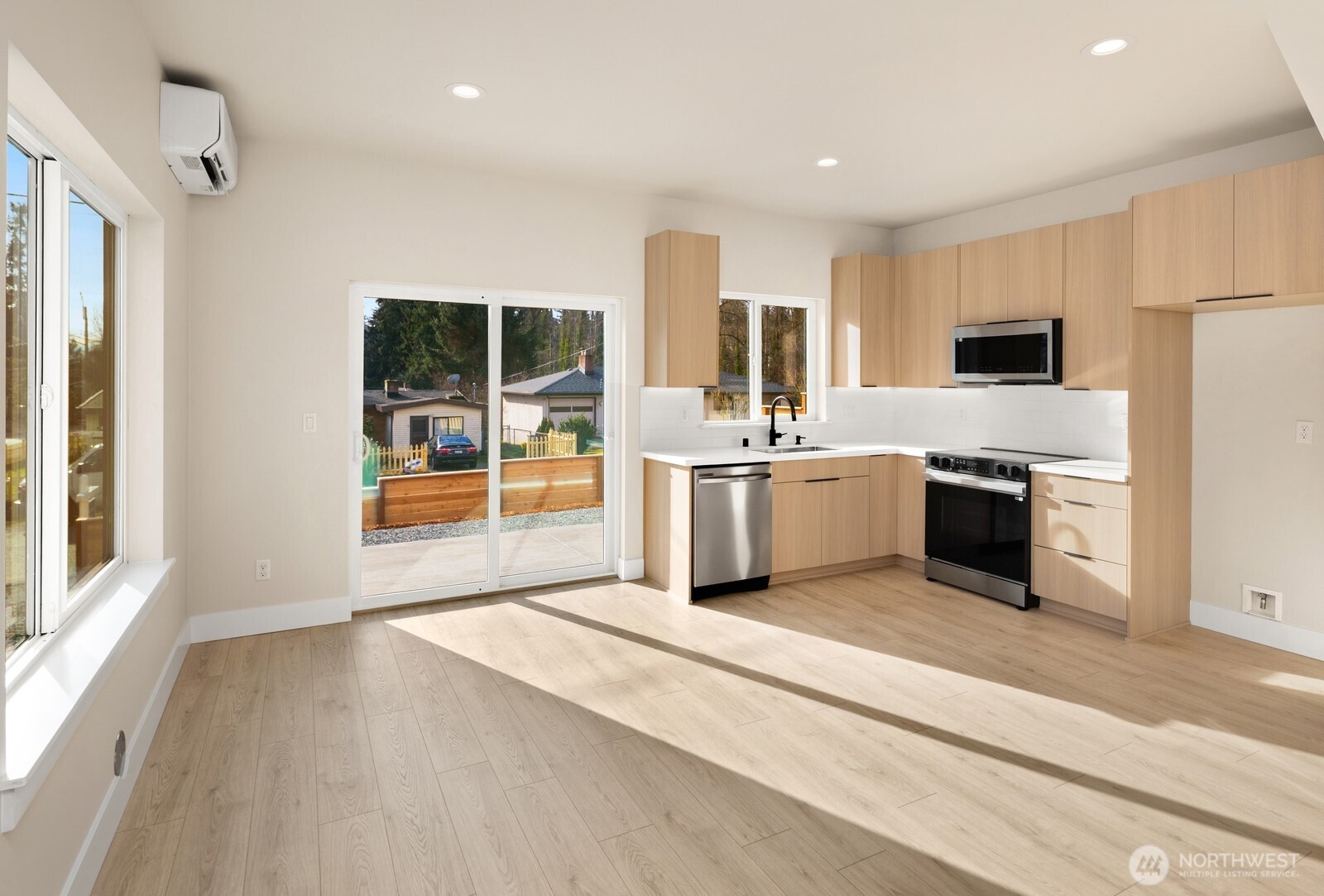 908 S 138th Street , Burien, WA 98168