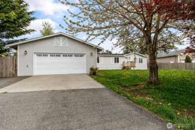 954 Shawn Avenue , Oak Harbor, WA 98277