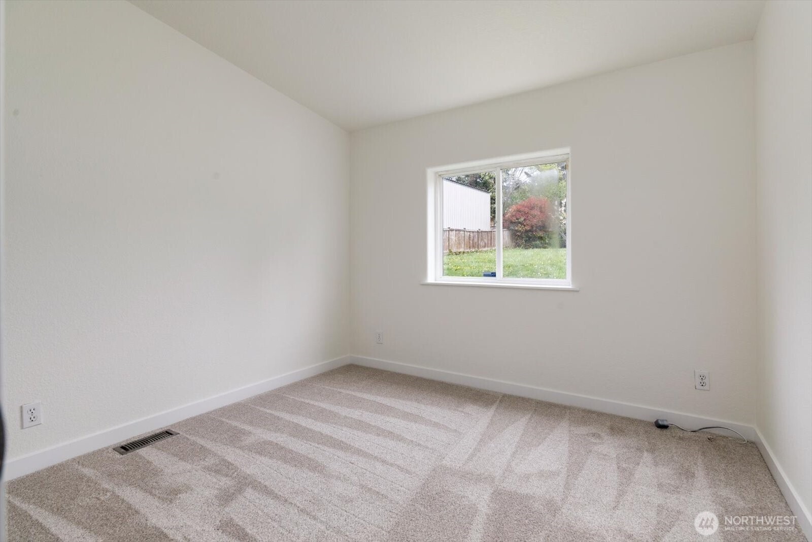 954 Shawn Avenue , Oak Harbor, WA 98277
