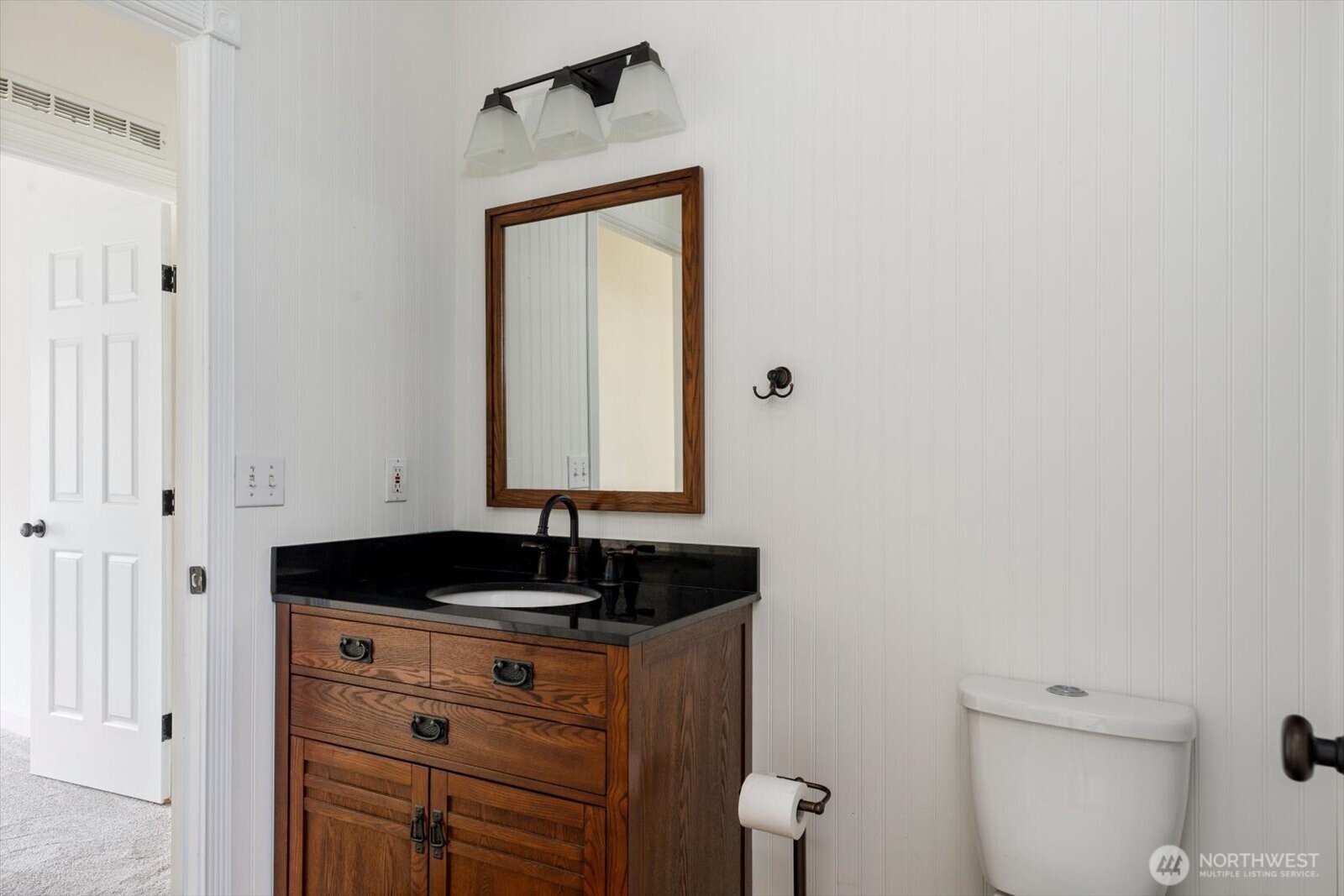 954 Shawn Avenue , Oak Harbor, WA 98277