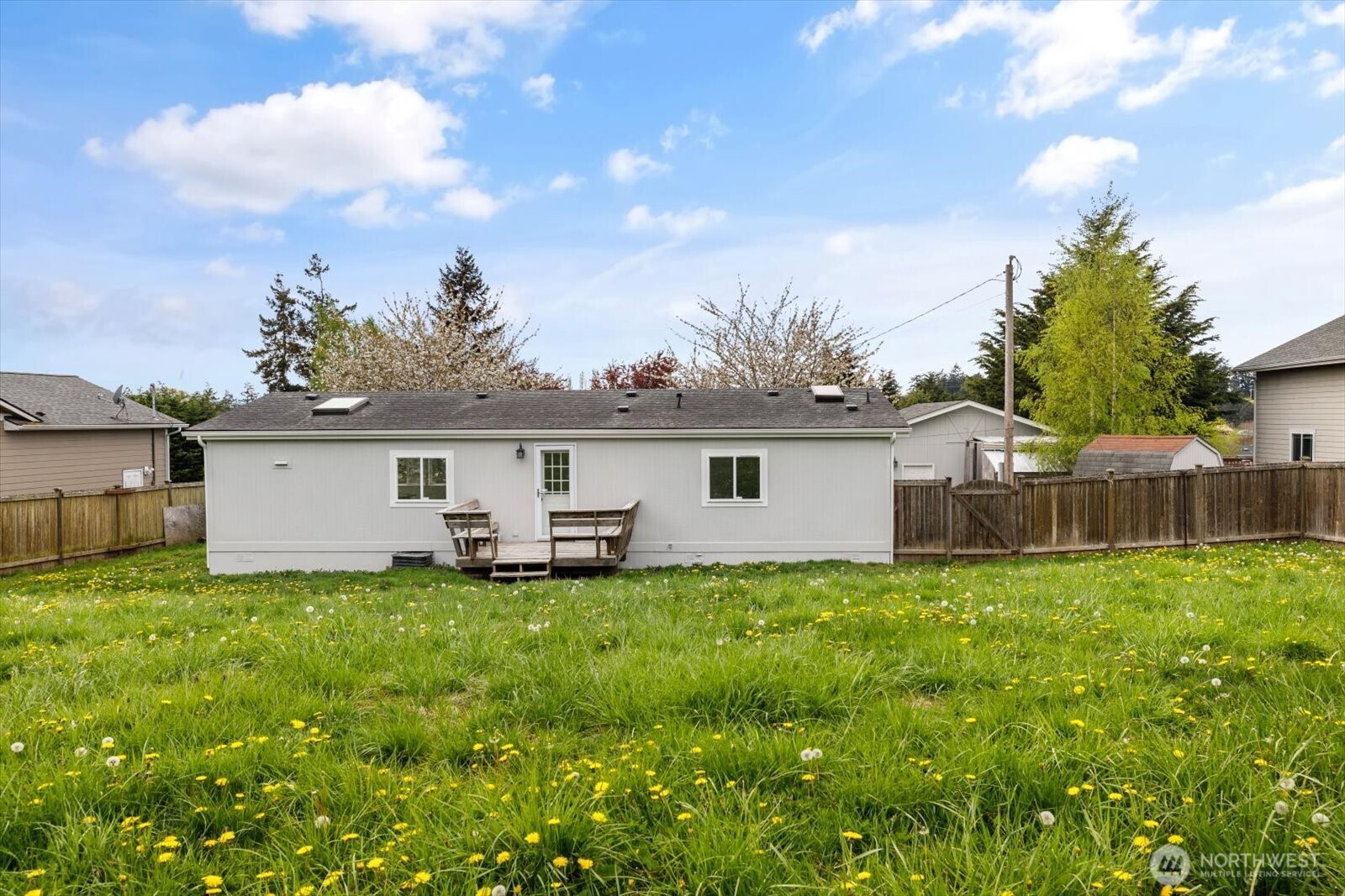 954 Shawn Avenue , Oak Harbor, WA 98277