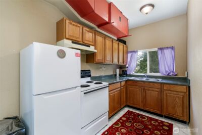 11122 59th Avenue S, Seattle, WA 98178 - Photo 15
