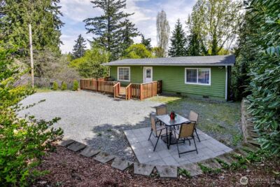 11122 59th Avenue S, Seattle, WA 98178 - Photo 2