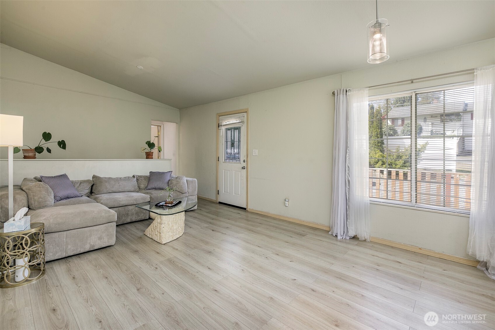 11122 59th Avenue S, Seattle, WA 98178