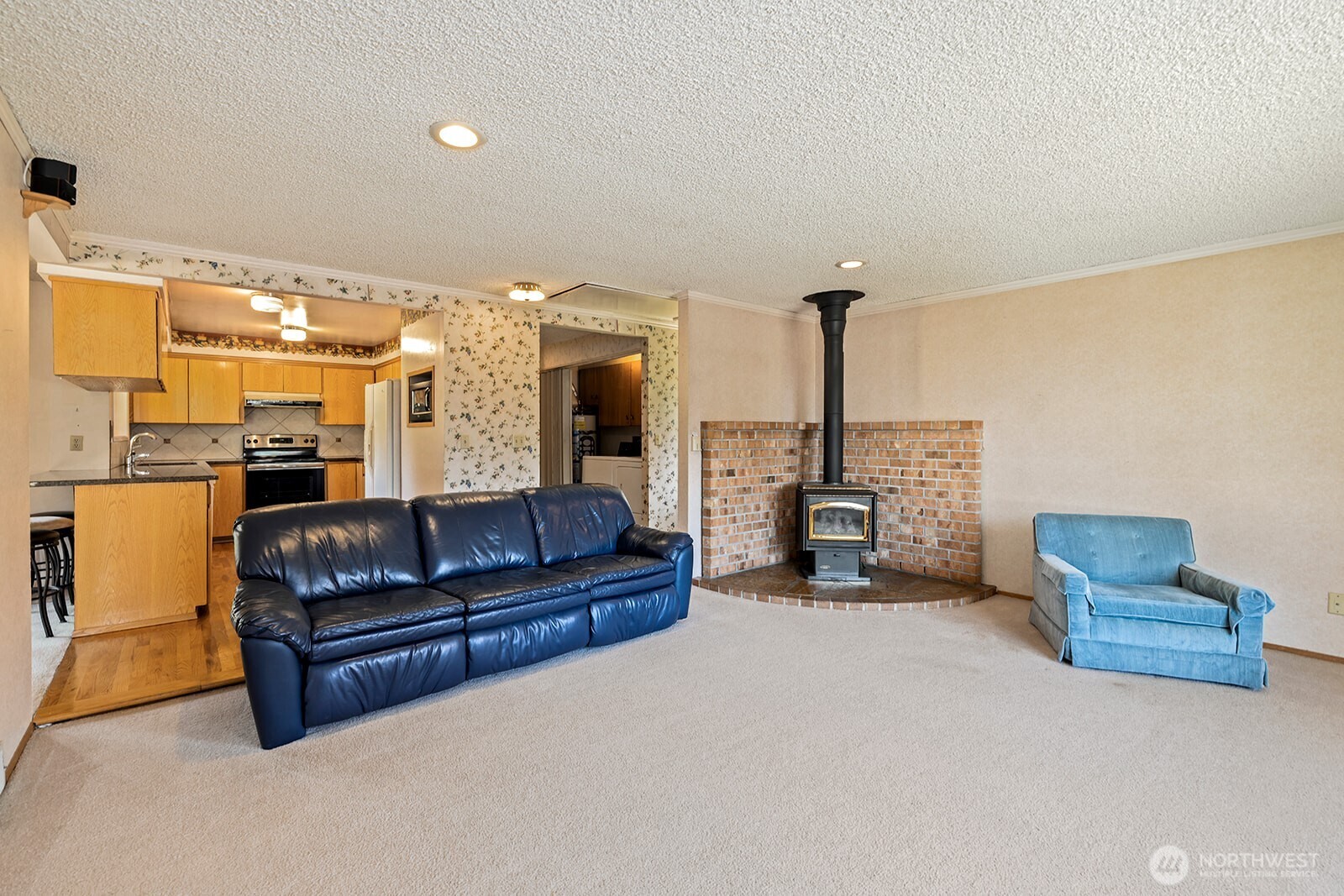 8236 120th Avenue NE, Kirkland, WA 98033