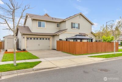 1008 31st Street NW, Puyallup, WA 98371 - Photo 3