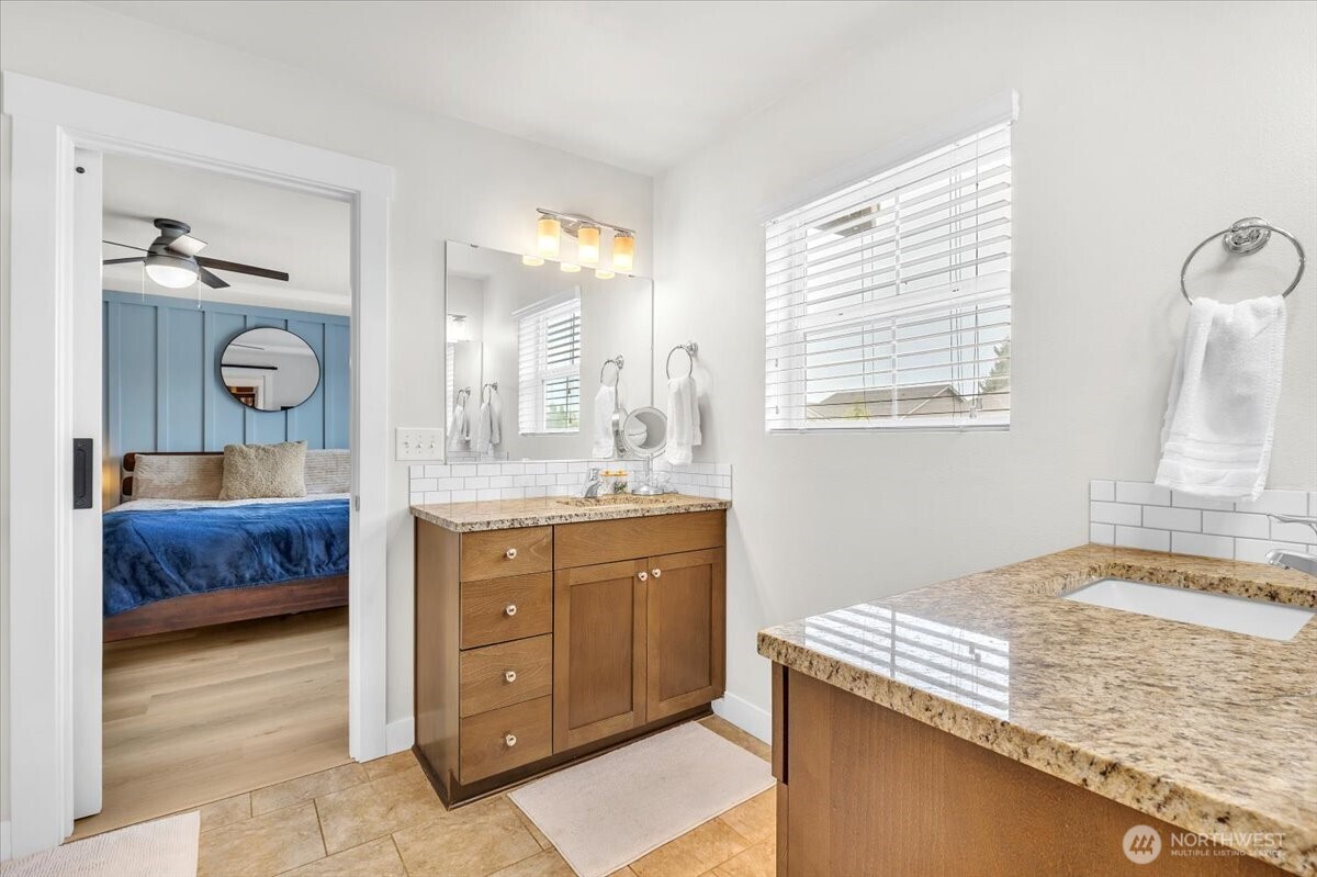 1008 31st Street NW, Puyallup, WA 98371