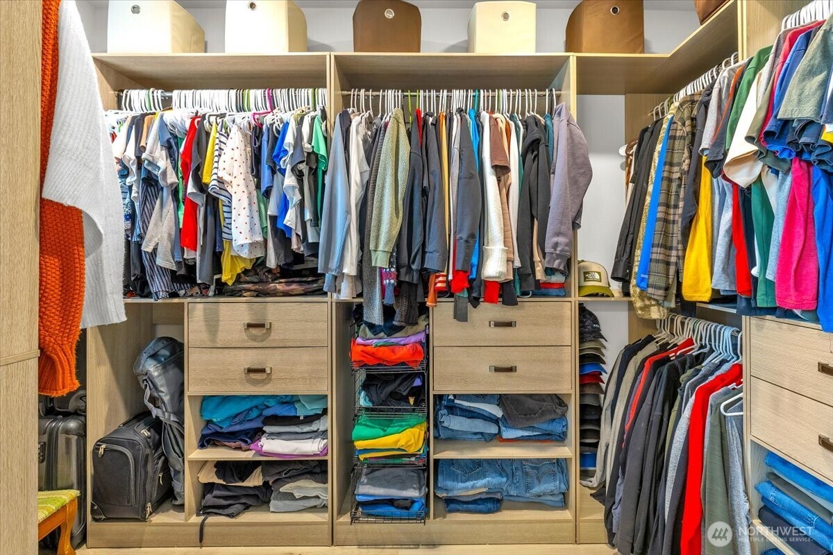 1008 31st Street NW, Puyallup, WA 98371