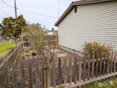 551 Kemp Street , Port Angeles, WA 98362 - Photo 17