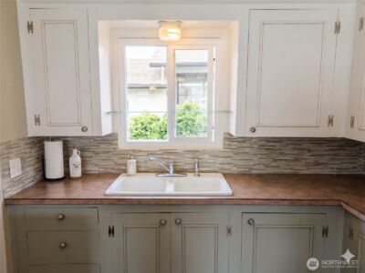 551 Kemp Street , Port Angeles, WA 98362 - Photo 6