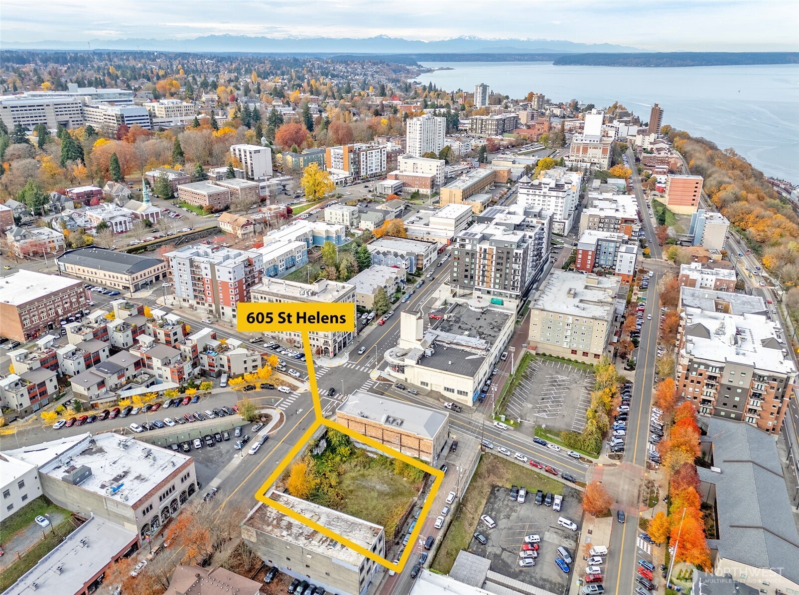 605 St Helens Avenue , Tacoma, WA 98402