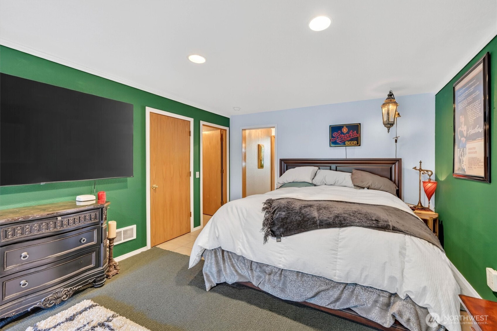 2851 E Mason Lake Drive E, Grapeview, WA 98546