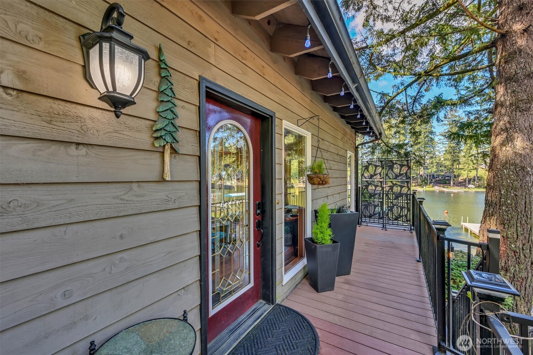 2851 E Mason Lake Drive E, Grapeview, WA 98546