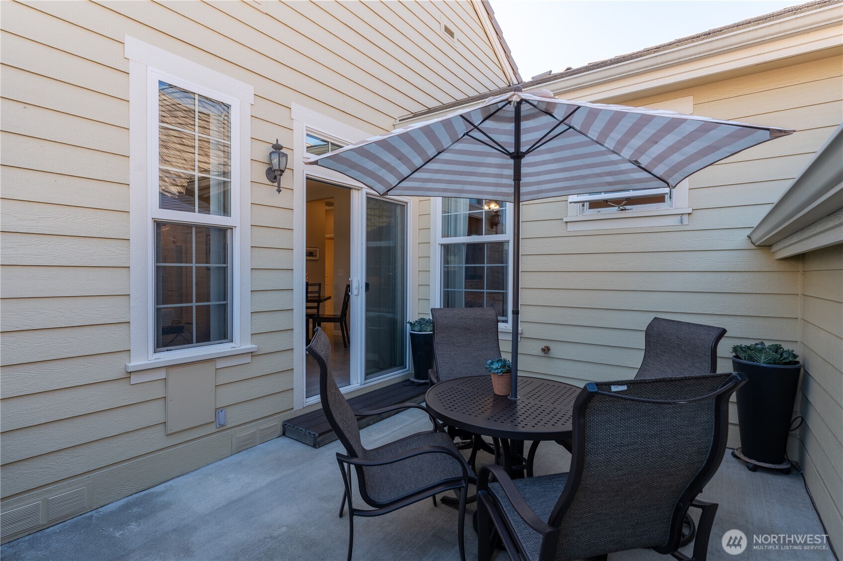 1494 Eastmont #56, East Wenatchee, WA 98802