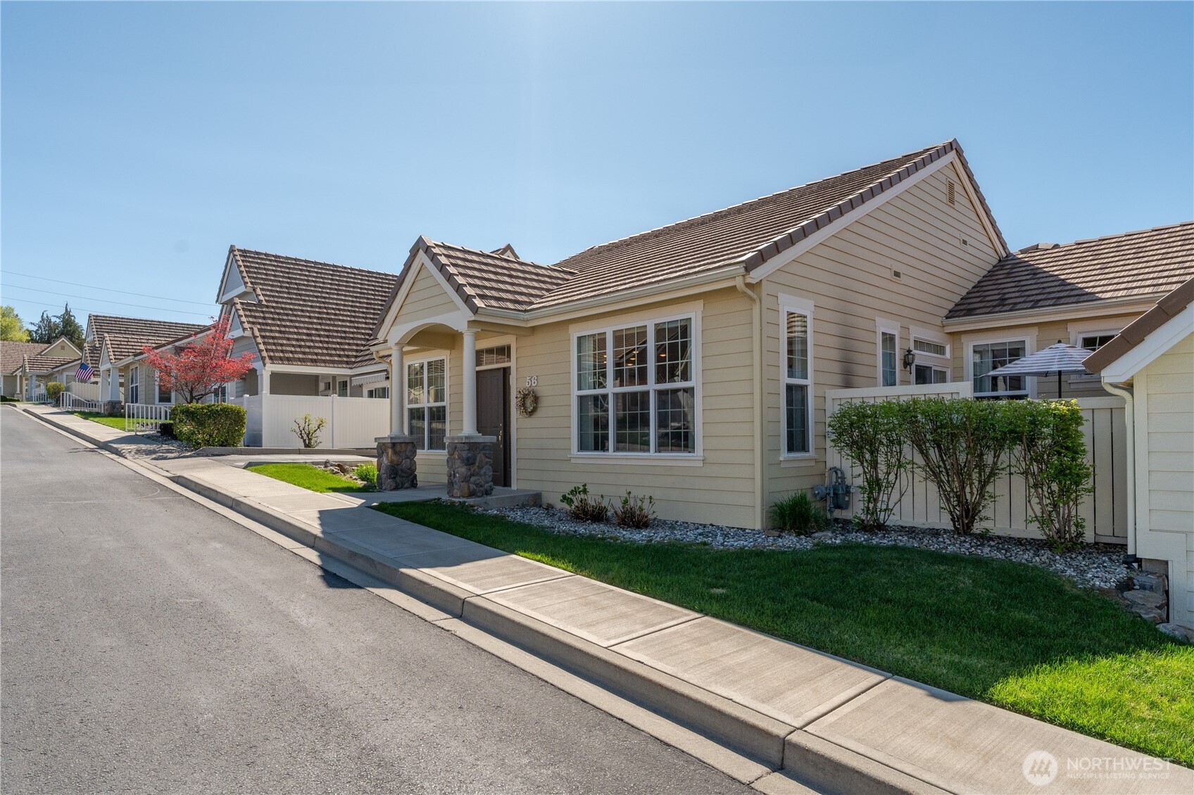1494 Eastmont #56, East Wenatchee, WA 98802