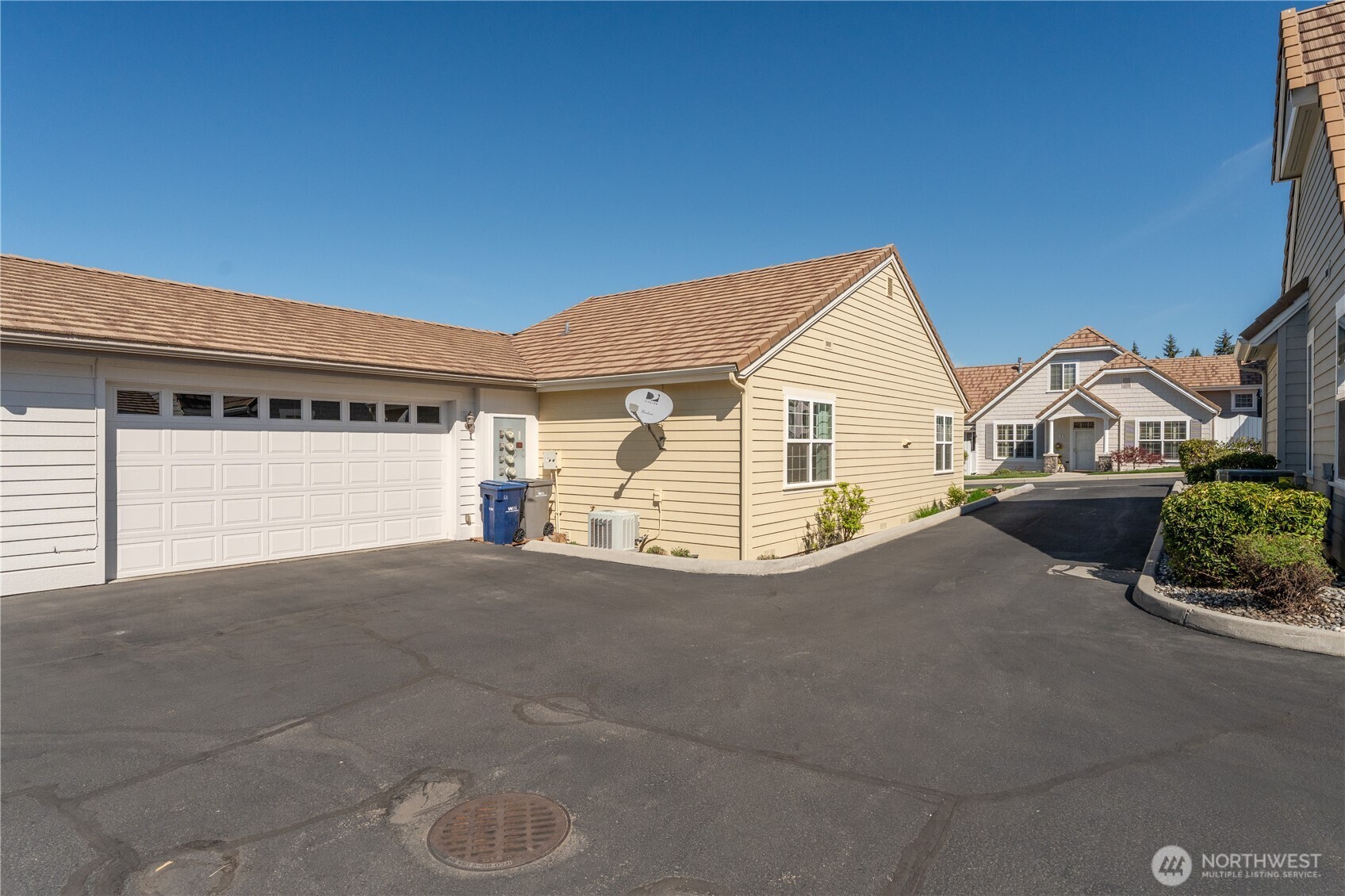 1494 Eastmont #56, East Wenatchee, WA 98802