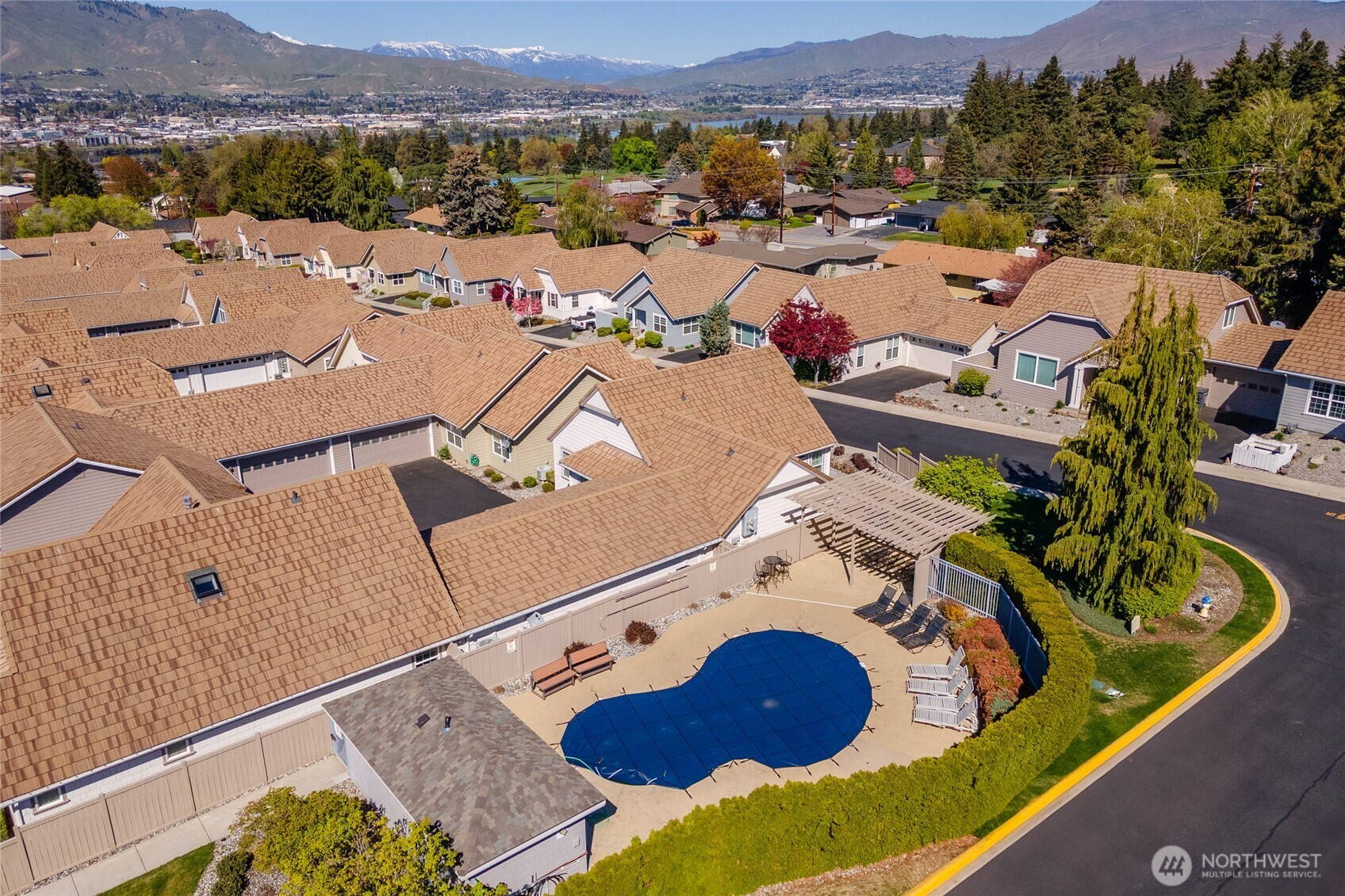1494 Eastmont #56, East Wenatchee, WA 98802