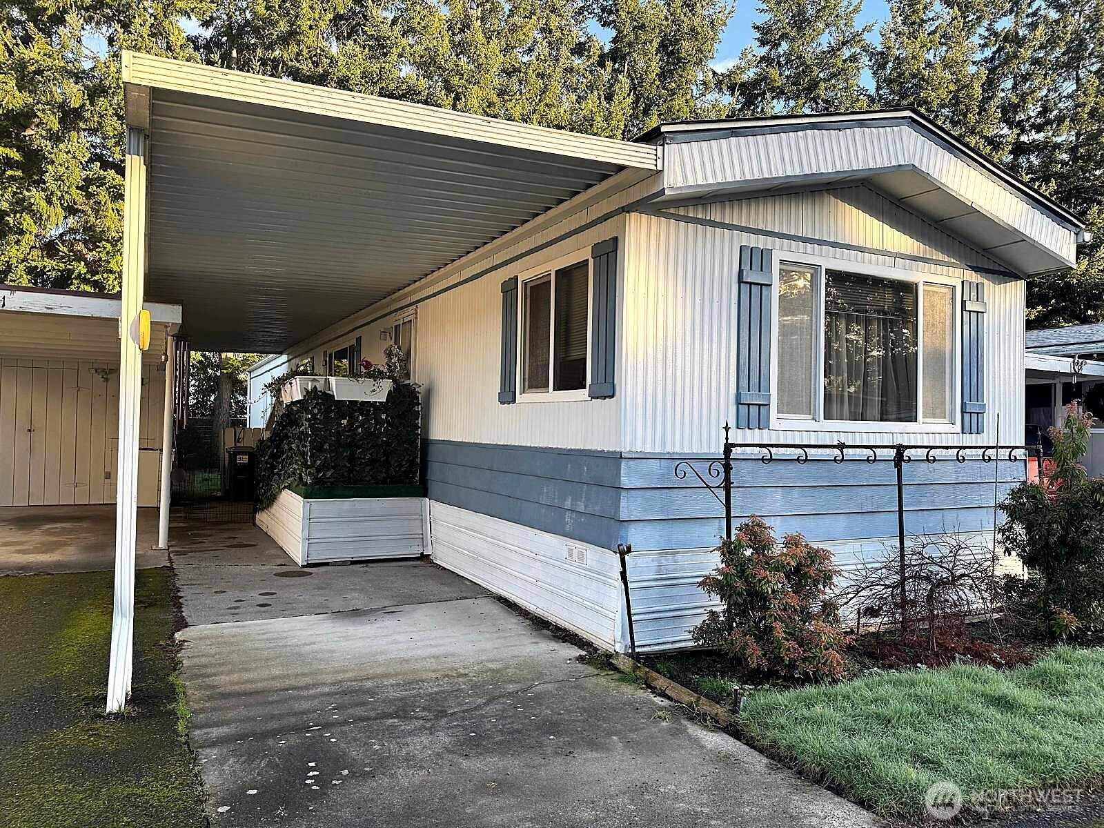 2210 Old Highway 99 South Road #31, Mount Vernon, WA 98273