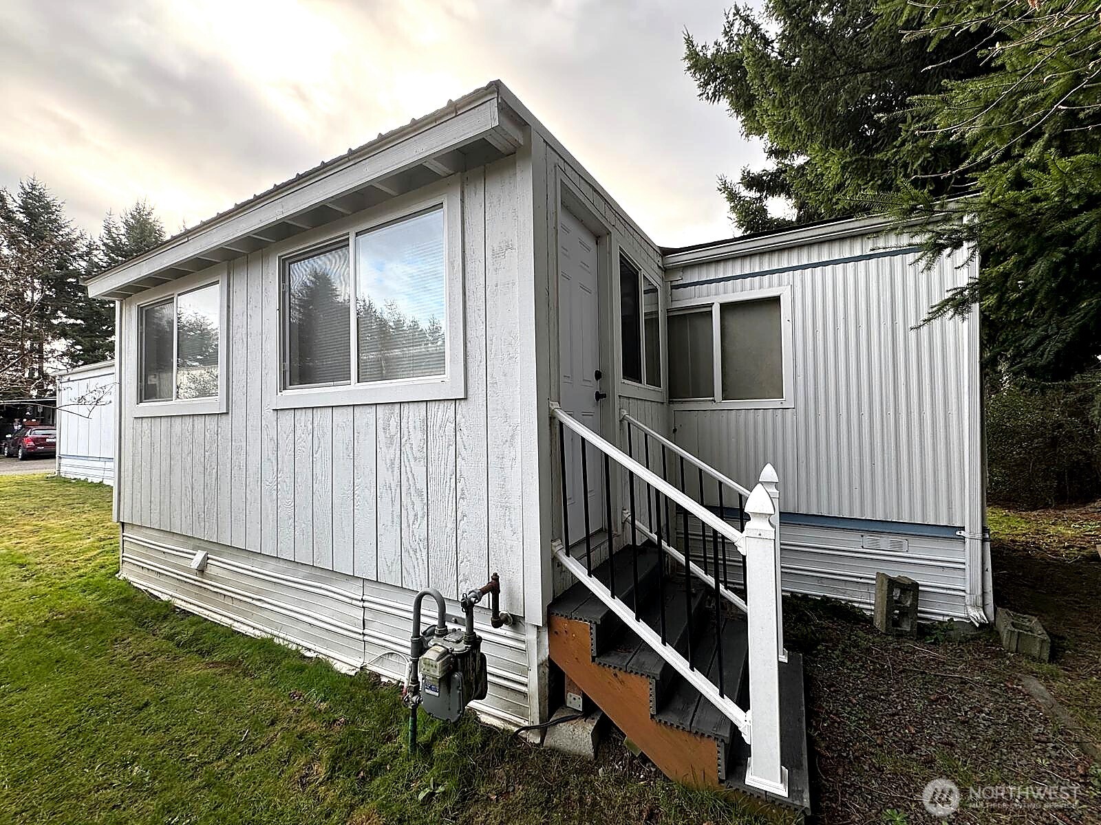 2210 Old Highway 99 South Road #31, Mount Vernon, WA 98273