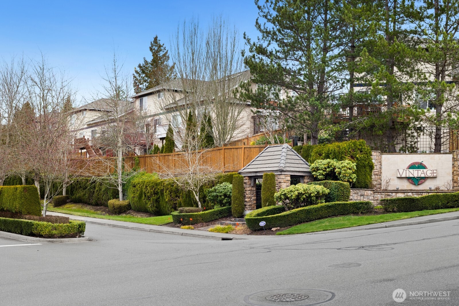 23809 SE 6th Street , Sammamish, WA 98074