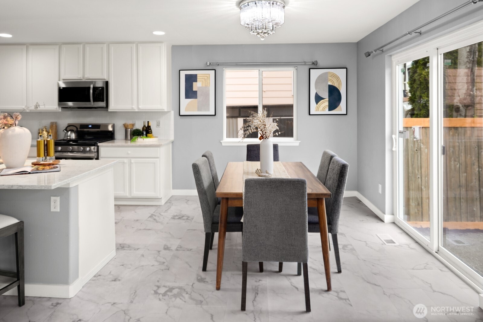 23809 SE 6th Street , Sammamish, WA 98074