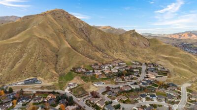 756 Castle Heights Drive , Wenatchee, WA 98801 - Photo 18