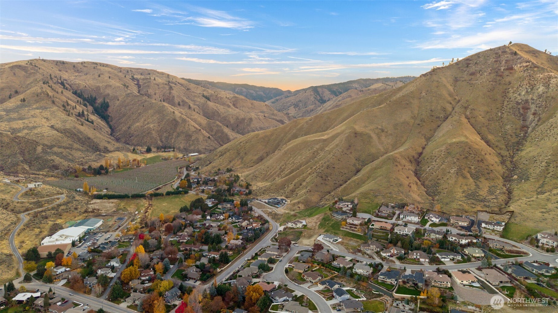 756 Castle Heights Drive , Wenatchee, WA 98801
